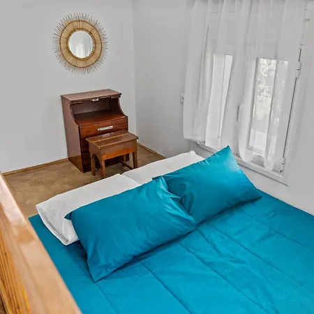 Alonia Traditional House In Malona Μάλονα Village