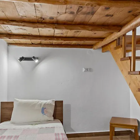 Alonia Traditional House In Malona