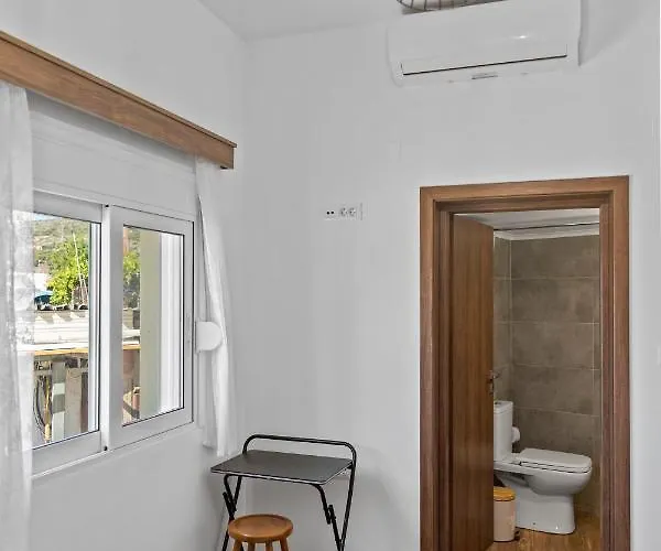 Alonia Traditional House In Malona 펜션