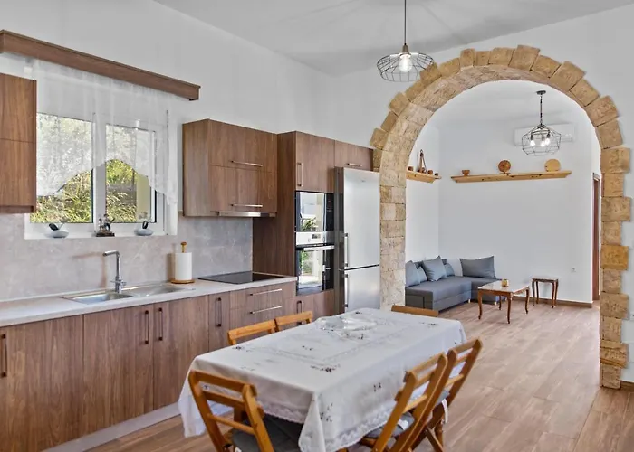 Alonia Traditional House In Malona * Malona Village