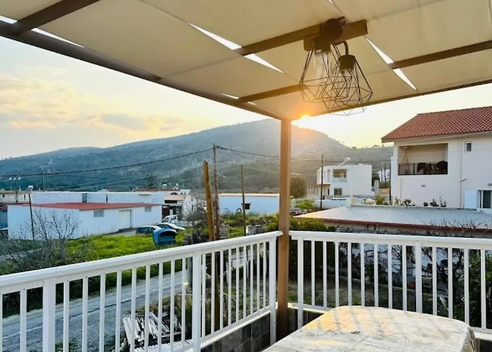 Vakantiehuis Alonia Traditional House In Malona *